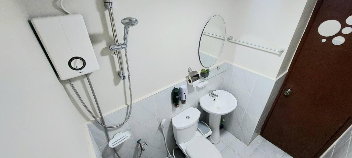 Dracarys 1 Complete Balcony Seaview Unli High Speed Wifi Apartment *